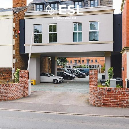 2 Bedroom Church Apartment 5 Mins To Town Centre - Free Parking 슈루즈버리 외부 사진